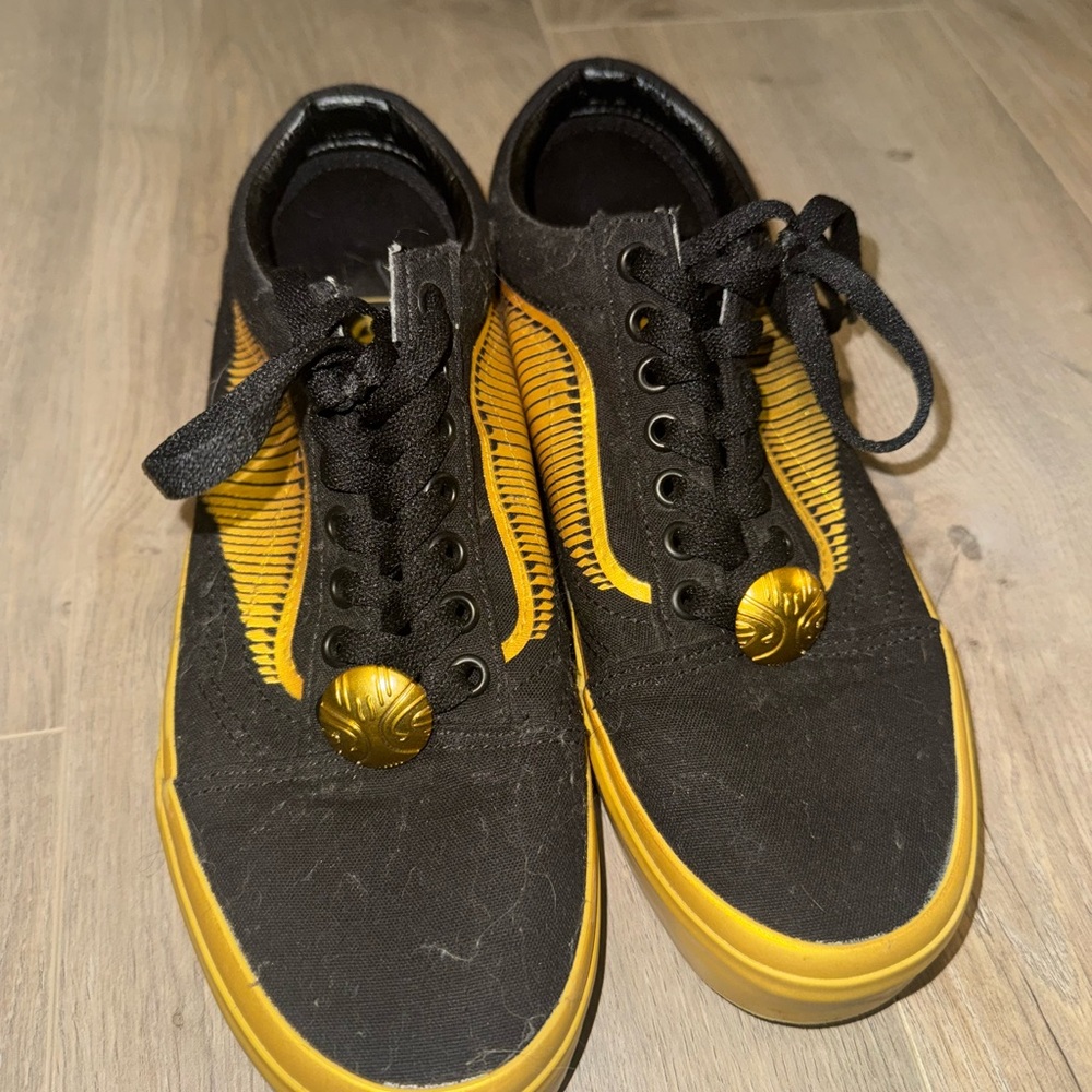 Black and Gold Harry Potter Vans